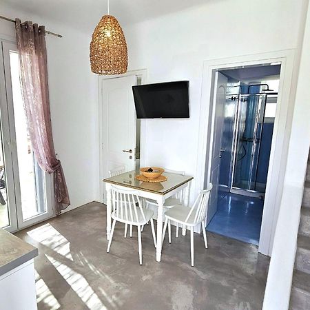 Mykonos4Islands Seaside Homes And Suites カロ・リヴァディ エクステリア 写真