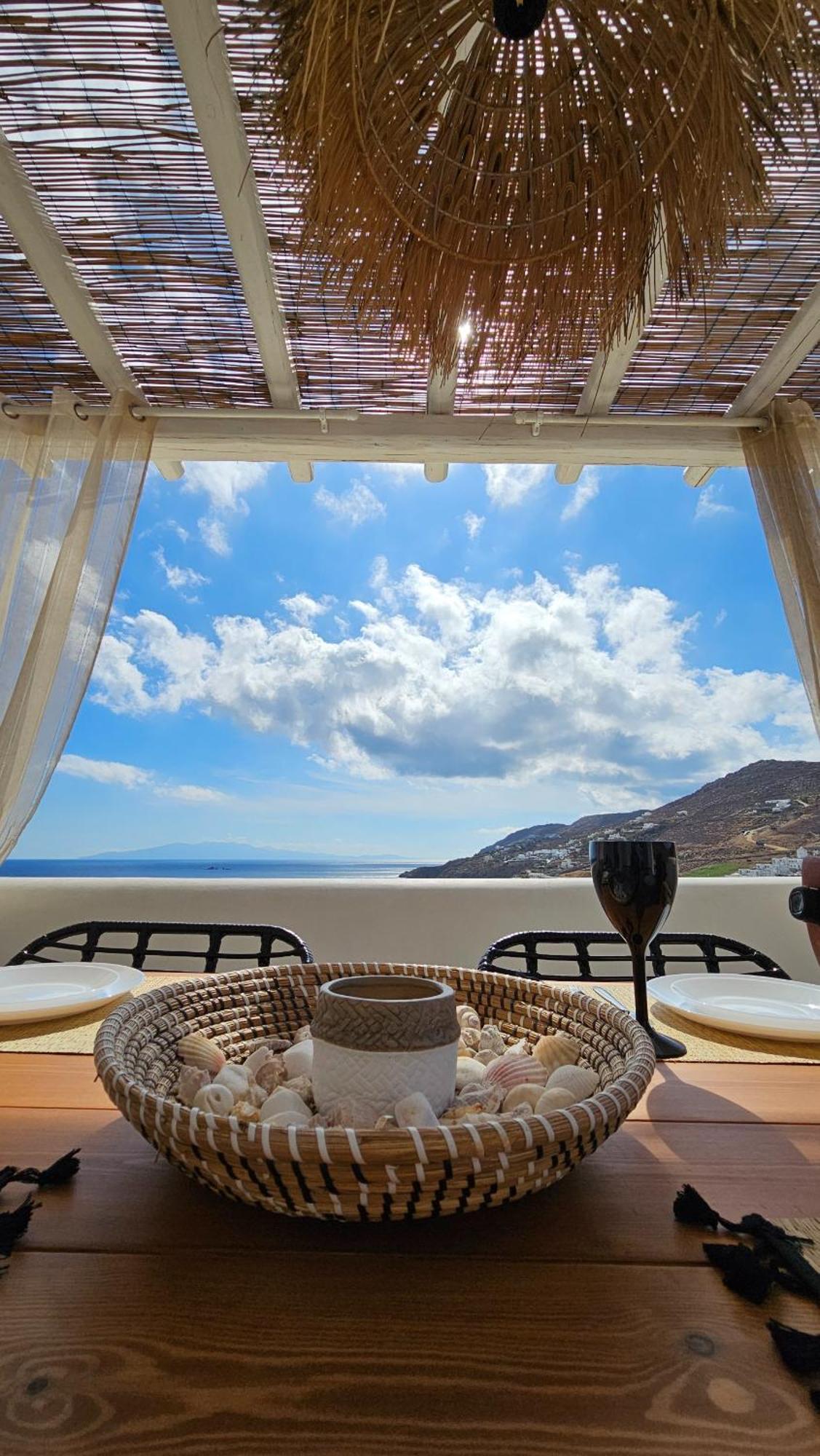 Mykonos4Islands Seaside Homes And Suites カロ・リヴァディ エクステリア 写真
